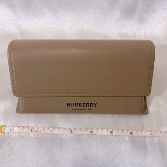 Burberry Sunglasses Case Set, Mocha Leather Wide Triangle, Boxed, Cloth, Wide - Picture 9 of 11